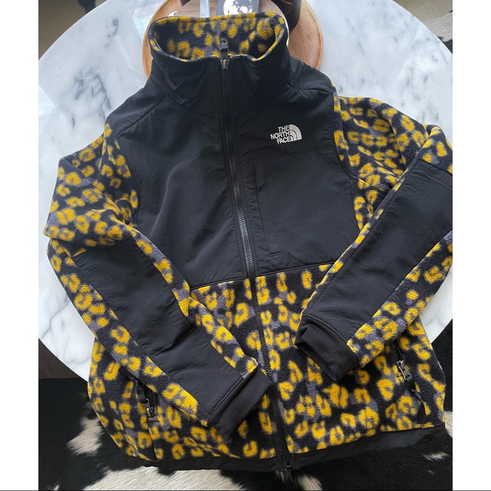 The North Face Denali 2 Leopard Faux Fur Limited Ed Windbreaker Zipper Jacket - Picture 4 of 5